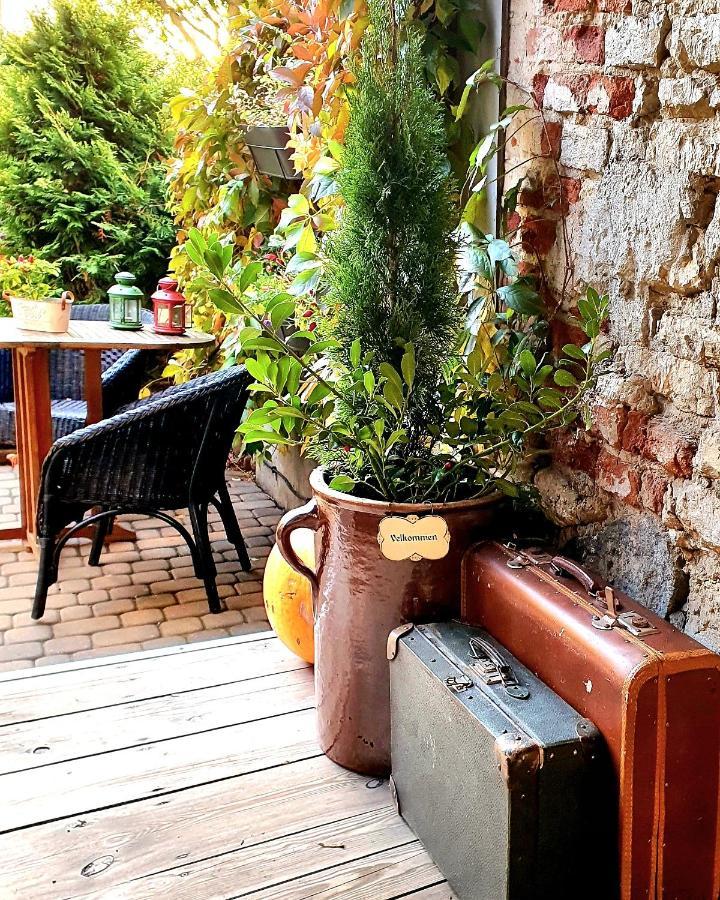 Babie Lato B&B Uniejow Exterior foto